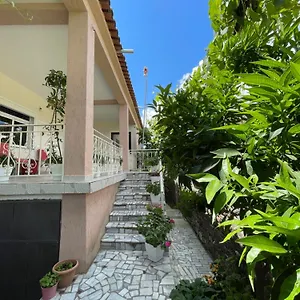 Eljos House Affittacamere Përmet